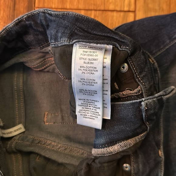 Good American Good Legs Crop Jeans 6/28 - Picture 4 of 4